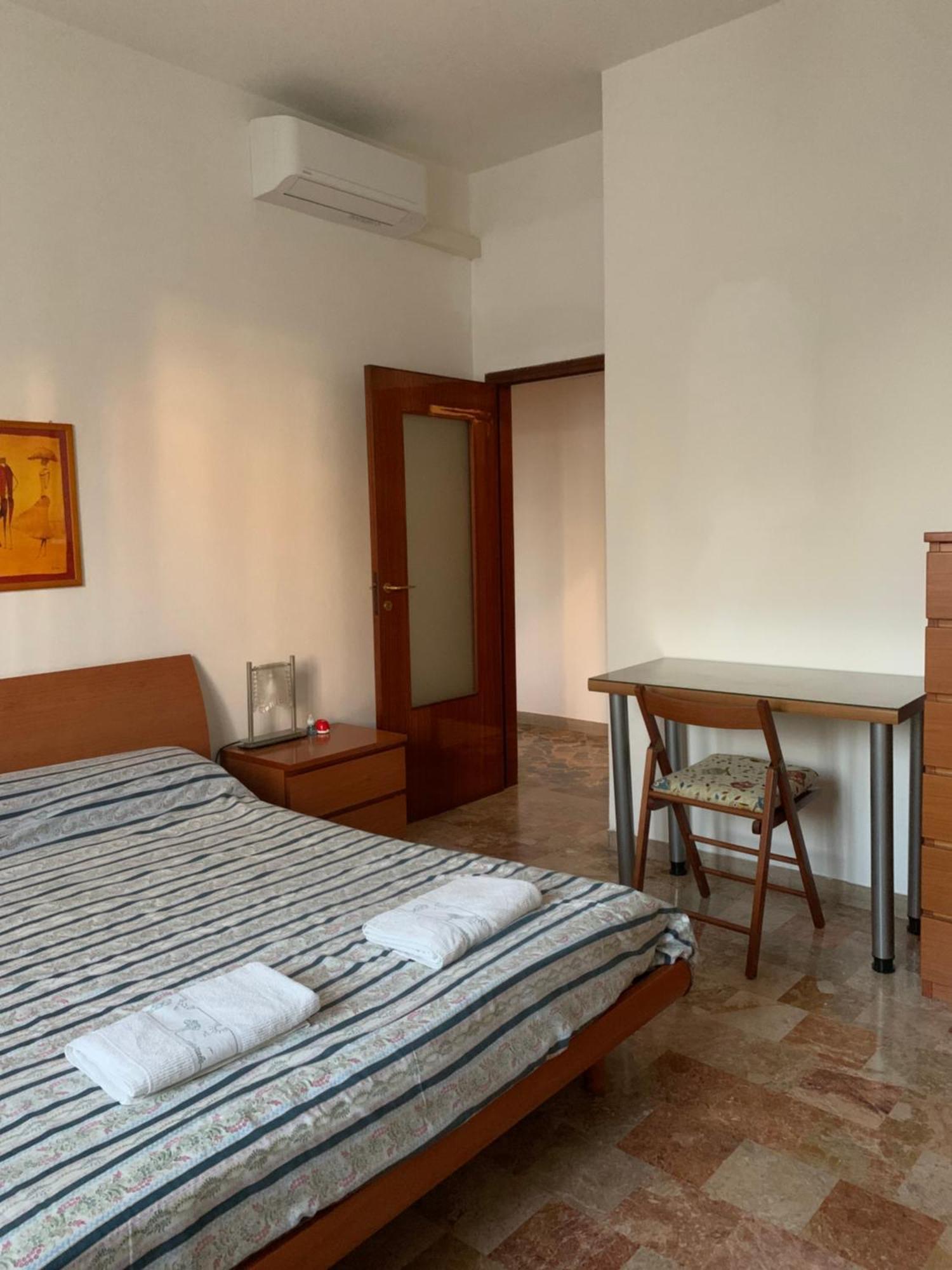 Comfortable Apartament 2 Bedroom Suitable 2-5 Pax Bologna Exteriör bild
