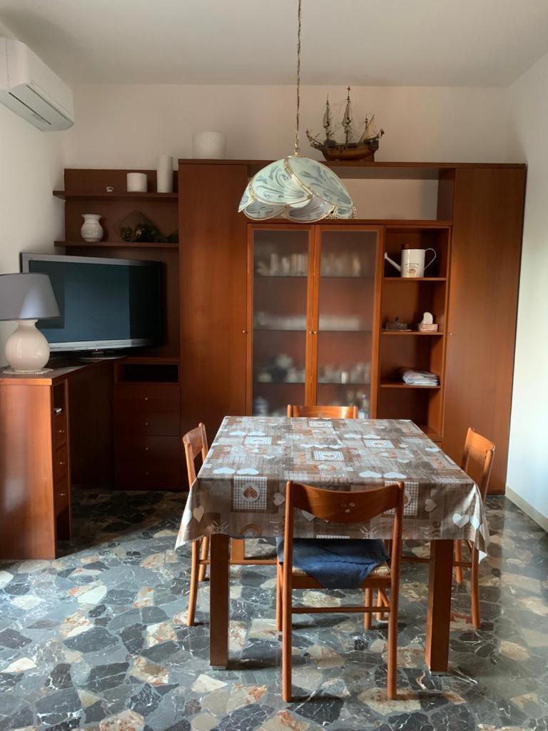 Comfortable Apartament 2 Bedroom Suitable 2-5 Pax Bologna Exteriör bild